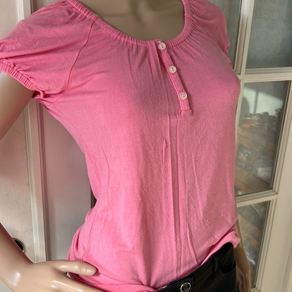 Cute Boho, pink peasant, style, top with buttons - Picture 1 of 6